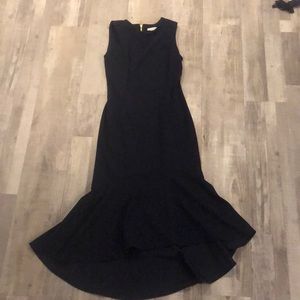 CALVIN KLEIN simply pretty and classy dress